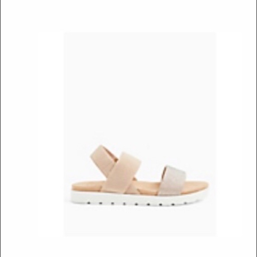 Torrid Sandals NWT 7W - Picture 2 of 4